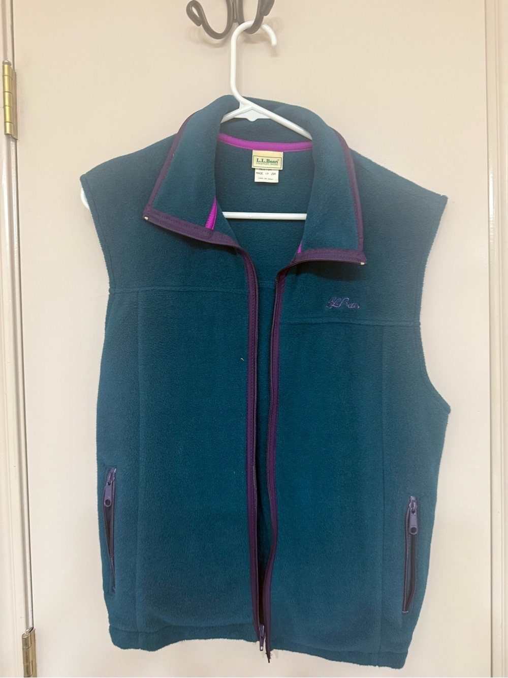 Vintage 1990’s L.L.Bean Teal Trail Fleece Vest with Purple Trim